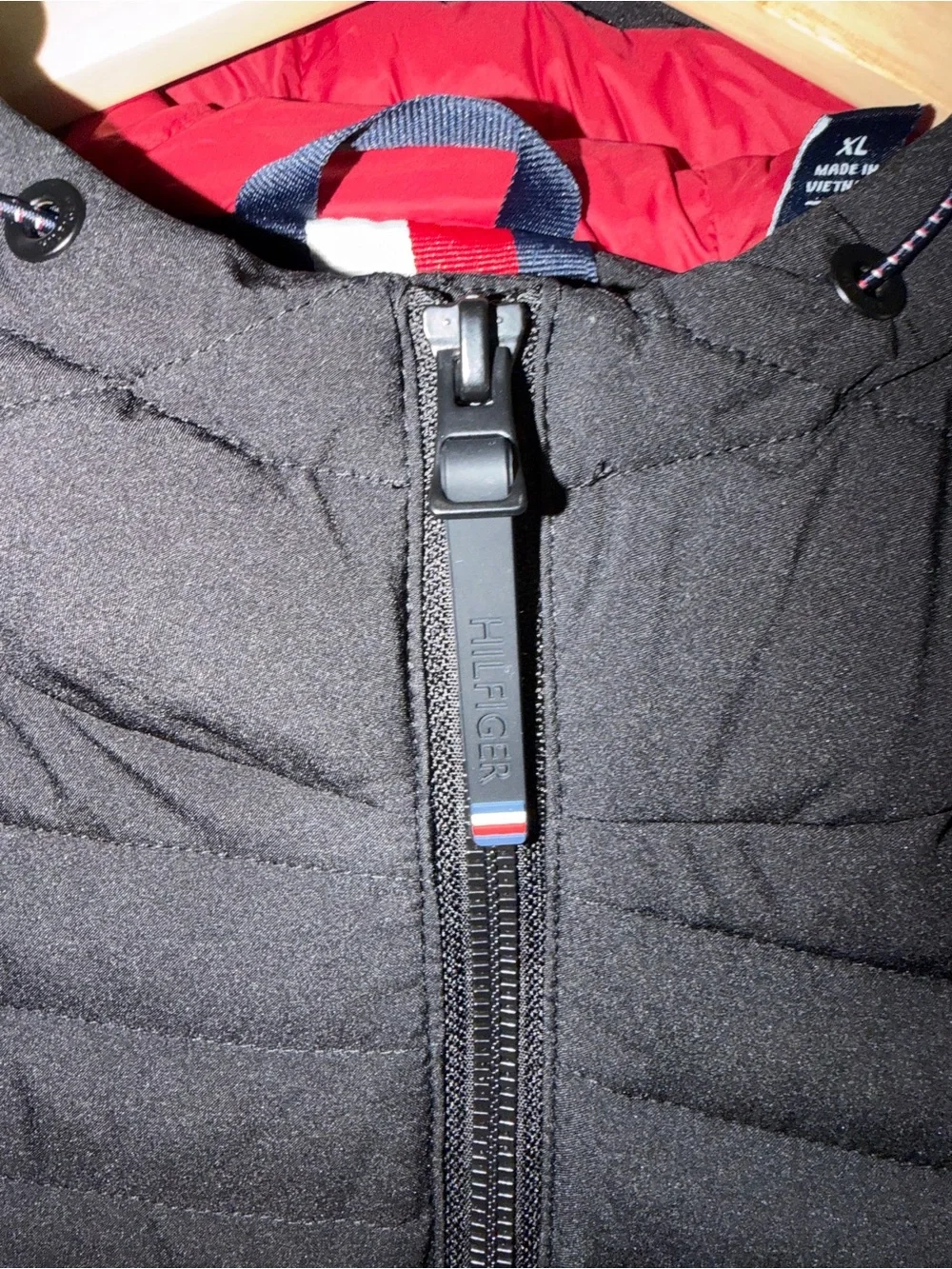 Tommy Hilfiger THFLEX Men’s Hooded Puffer Jacket Full Zip XL Black/Red NWOT